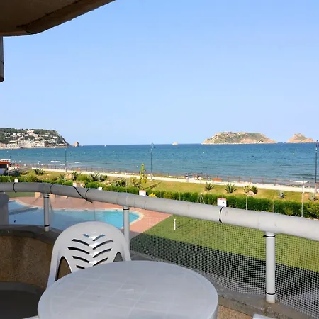 Beachfront In Griells With Pool Apartment L'Estartit